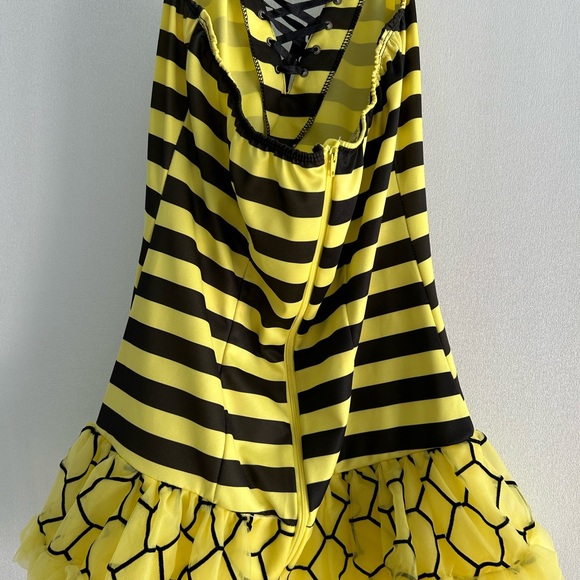 Bee Costume - Picture 5 of 9